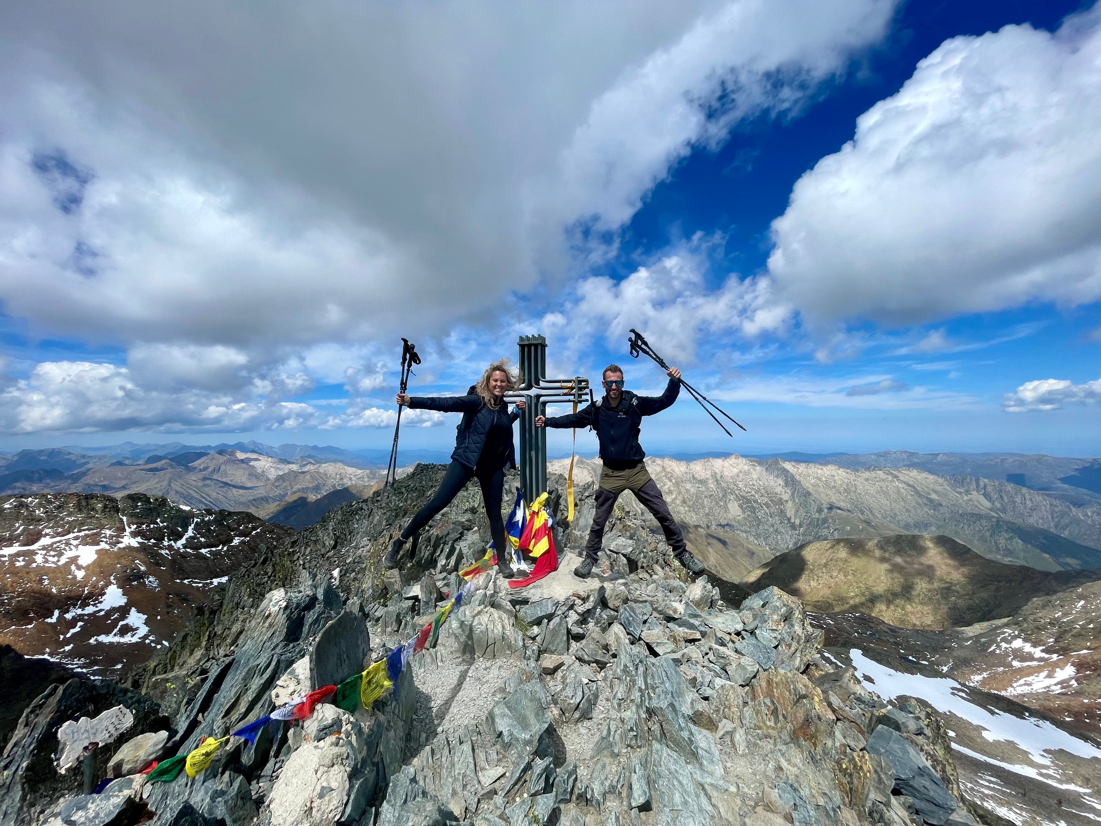 pic d'estat pyrénées jpeuxpasjairando montagne rando randonnée peaxise outdoor  ariege