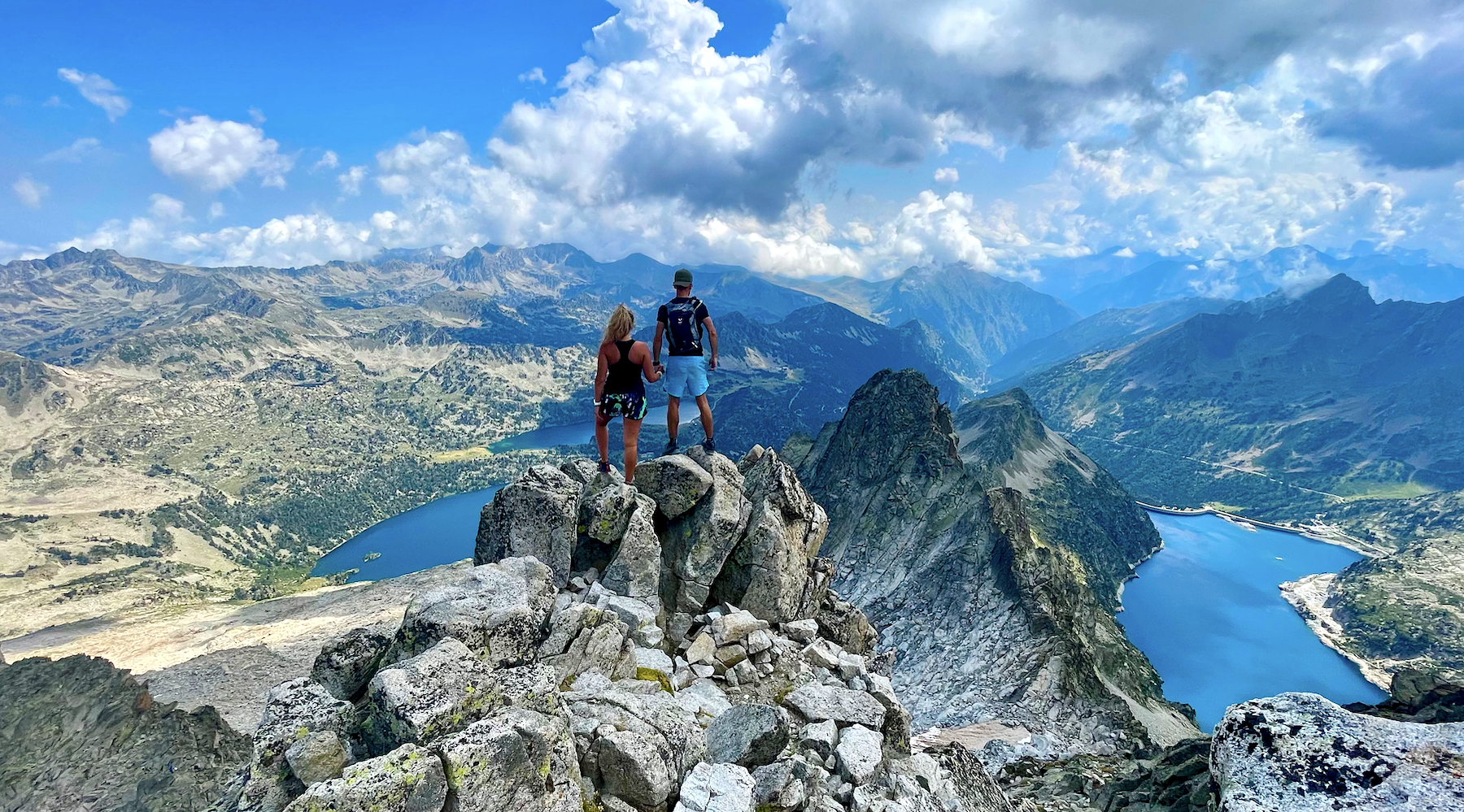 pic de neouvielle pyrénées jpeuxpasjairando montagne rando randonnée peaxise outdoor 