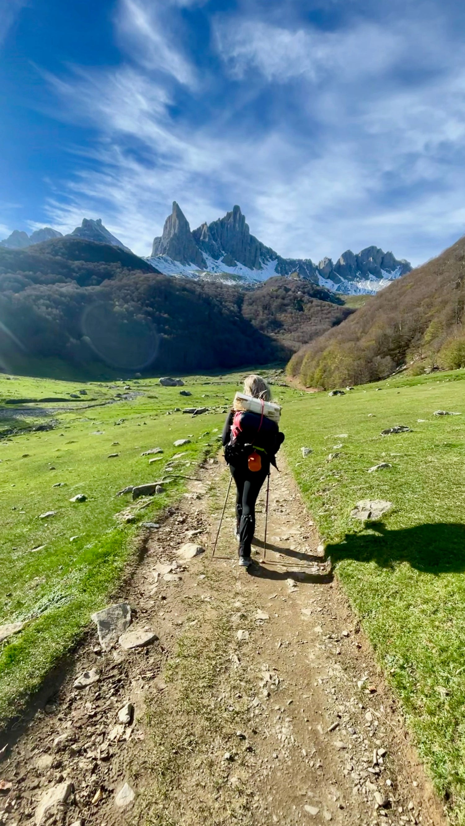 TOP 10 Rando randonnée 
meilleur rando
Pyrénées atlantique 
vallée d'aspe
Aiguille d'ansabère

https://www.instagram.com/jpeuxpasjairando/

@jpeuxpasjairando
Montagne rando randonnée nature outdoor
