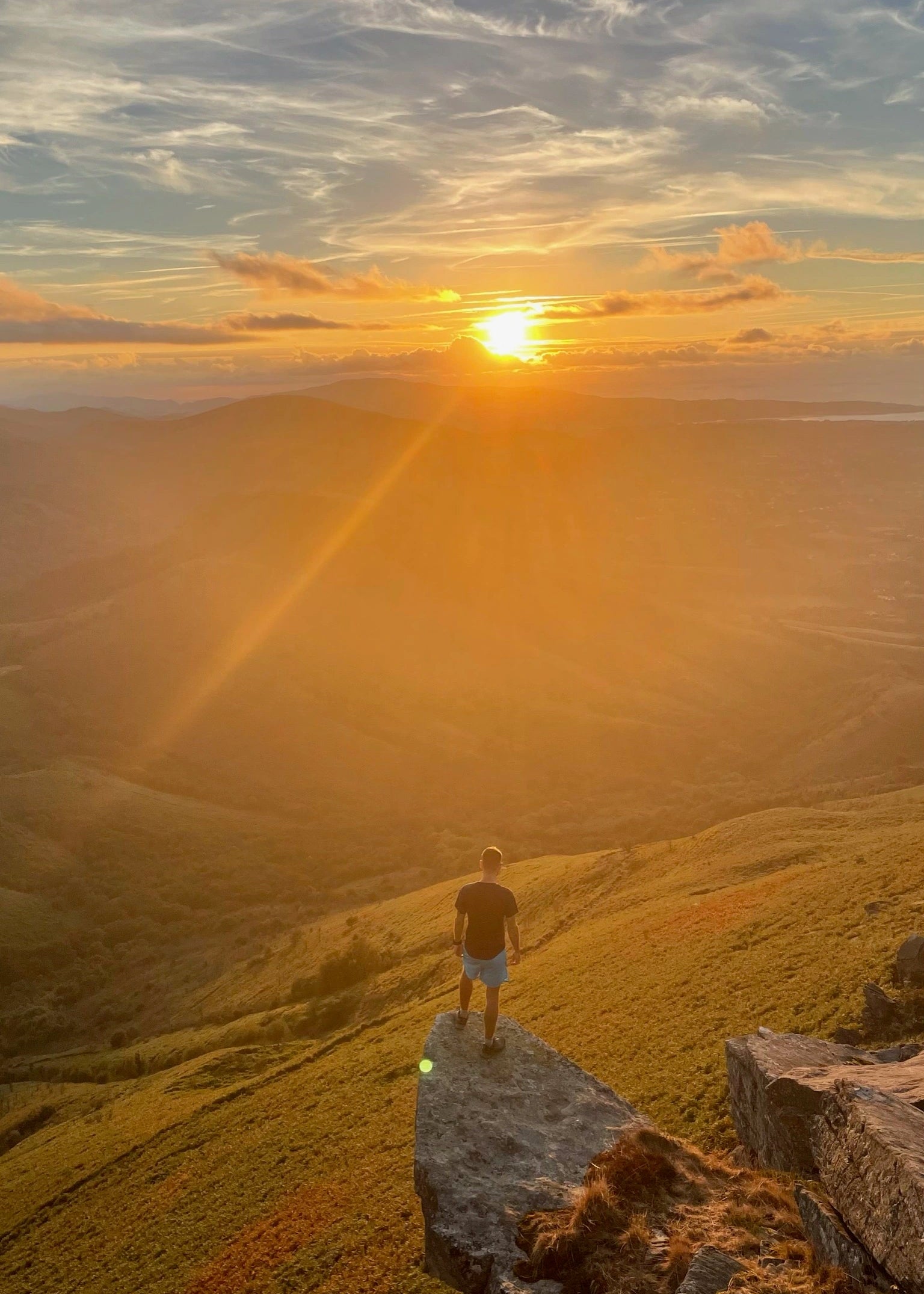 TOP 10 Rando randonnée 
meilleur rando
Pyrénées atlantique 
Pays basque
la rhune

https://www.instagram.com/jpeuxpasjairando/

@jpeuxpasjairando
Montagne rando randonnée nature outdoor

https://www.instagram.com/tyzer_outdoor/

https://www.instagram.com/p/CTzqaALjHhy/